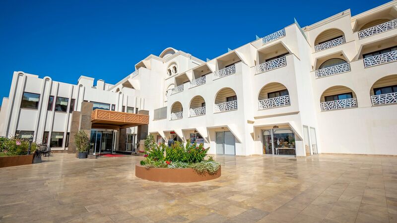Azka Hotel