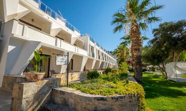 Azka Hotel
