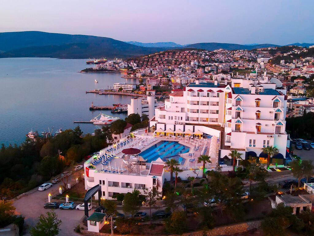 Roseira Hotels Beach Resort