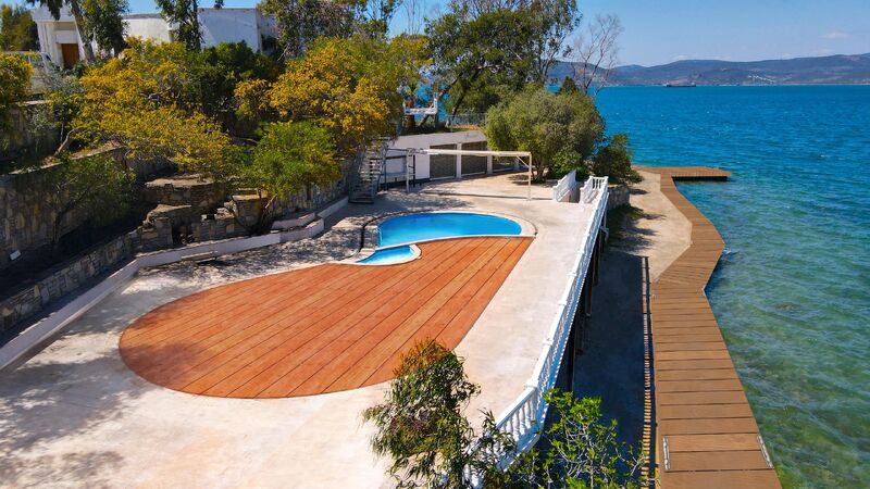 Roseira Hotels Beach Resort