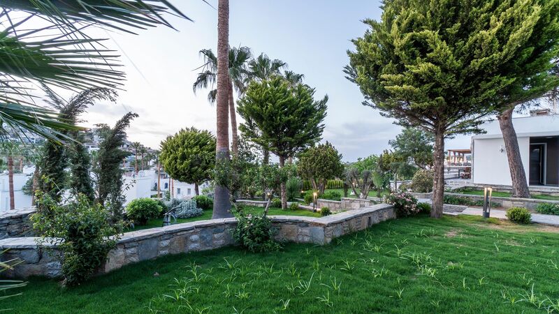 Elementa Boutique Hotel
