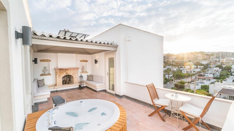 Elementa Boutique Hotel