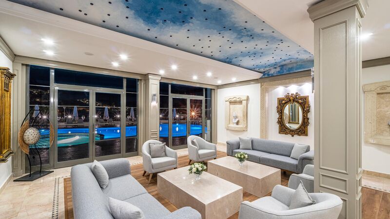 Elementa Boutique Hotel