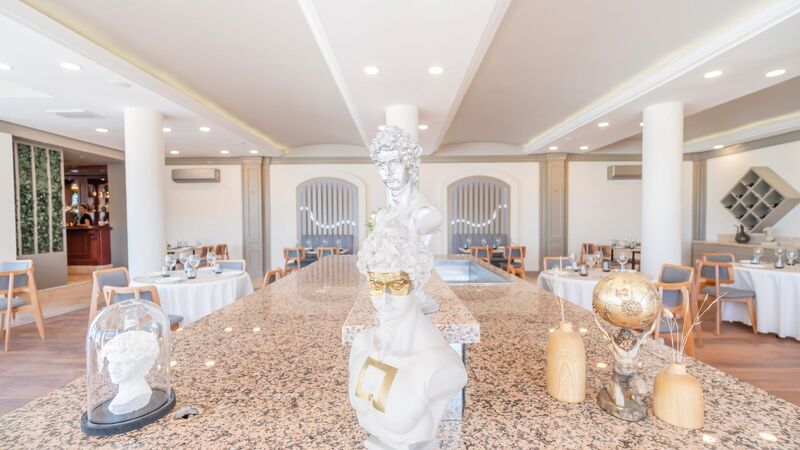 Elementa Boutique Hotel