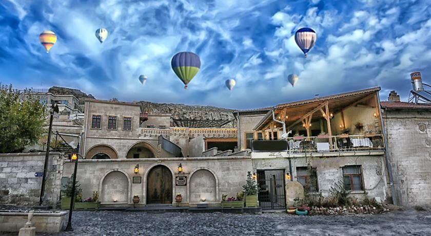 Sunak Cave Hotel