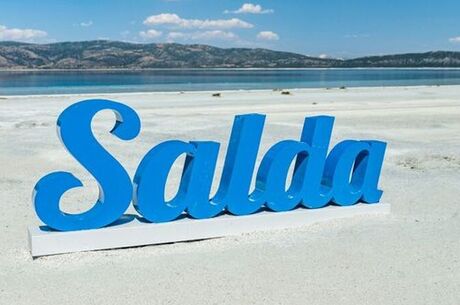Salda Pamukkale Çeşme Alaçatı Turu / 1 Gece 2 Gün / İstanbul Kalkışlı